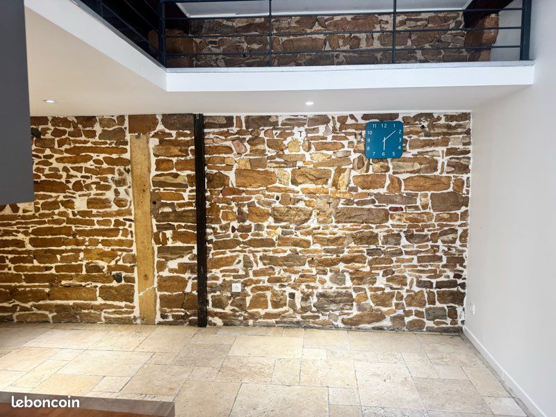 Appartement 2 pièces 42 m² · à Couzon-au-Mont-d'Or · 42 m² · 650 €/mois