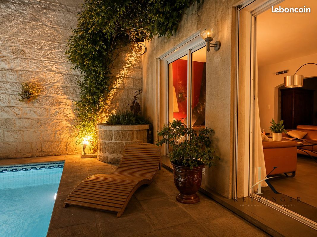 Maison 5 pièces 160 m² · à Aigues-Mortes · 160 m² · 749 000 €