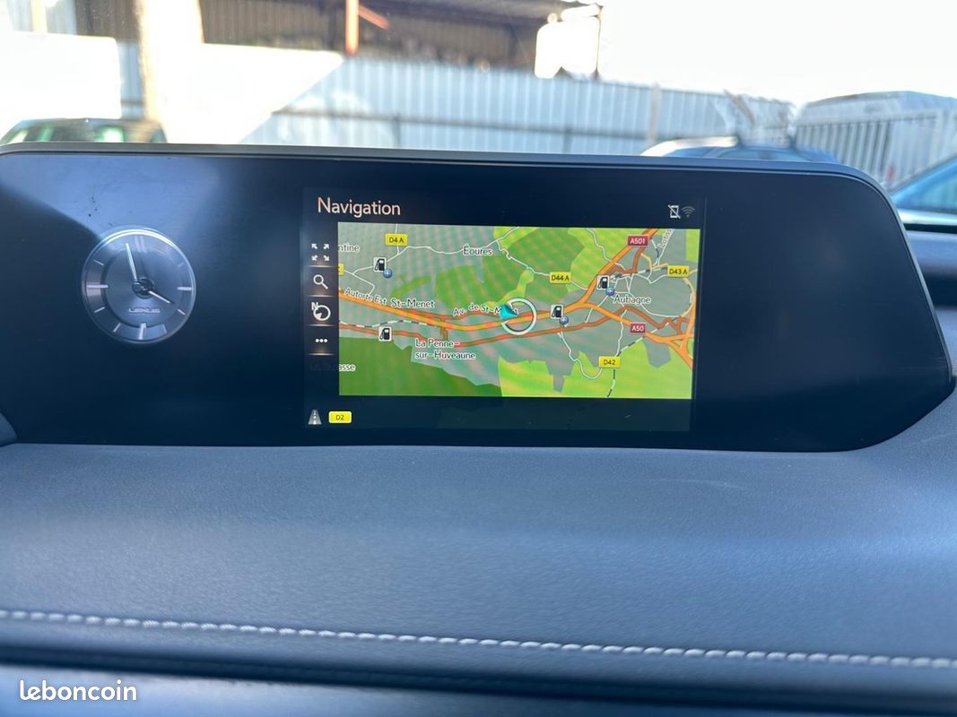 Lexus UX 250h 2WD Luxe MY19 (image 20)