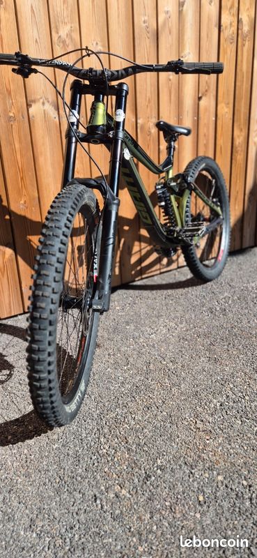 Vélo vtt DH ○Giant Glory 1○ LARGE 🎁 🎅 Taille: L Vélos