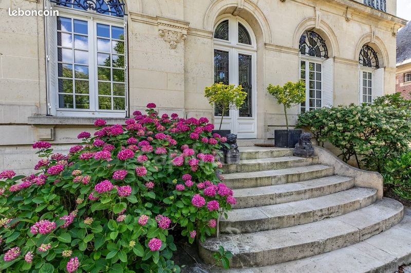Maison 11 pièces 406 m² · à Soissons · 406 m² · 1 140 000 €