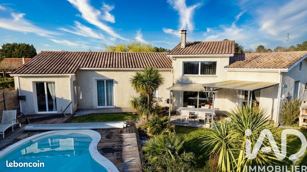Maison 5 pièces 154 m² · à Listrac-Médoc · 154 m² · 397 000 €