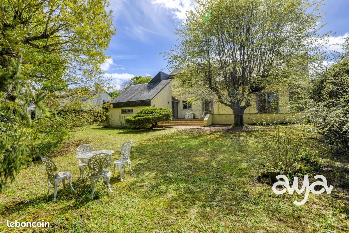 Maison 5 pièces 164 m² · à Sautron · 164 m² · 400 000 €