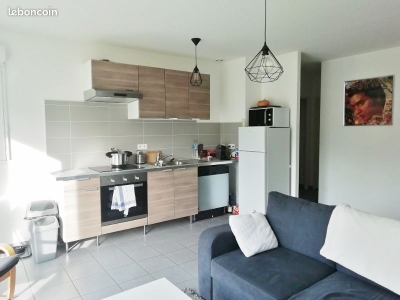 Appartement 3 pièces 64 m² · à Le Péage-de-Roussillon · 64 m² · 790 €/mois