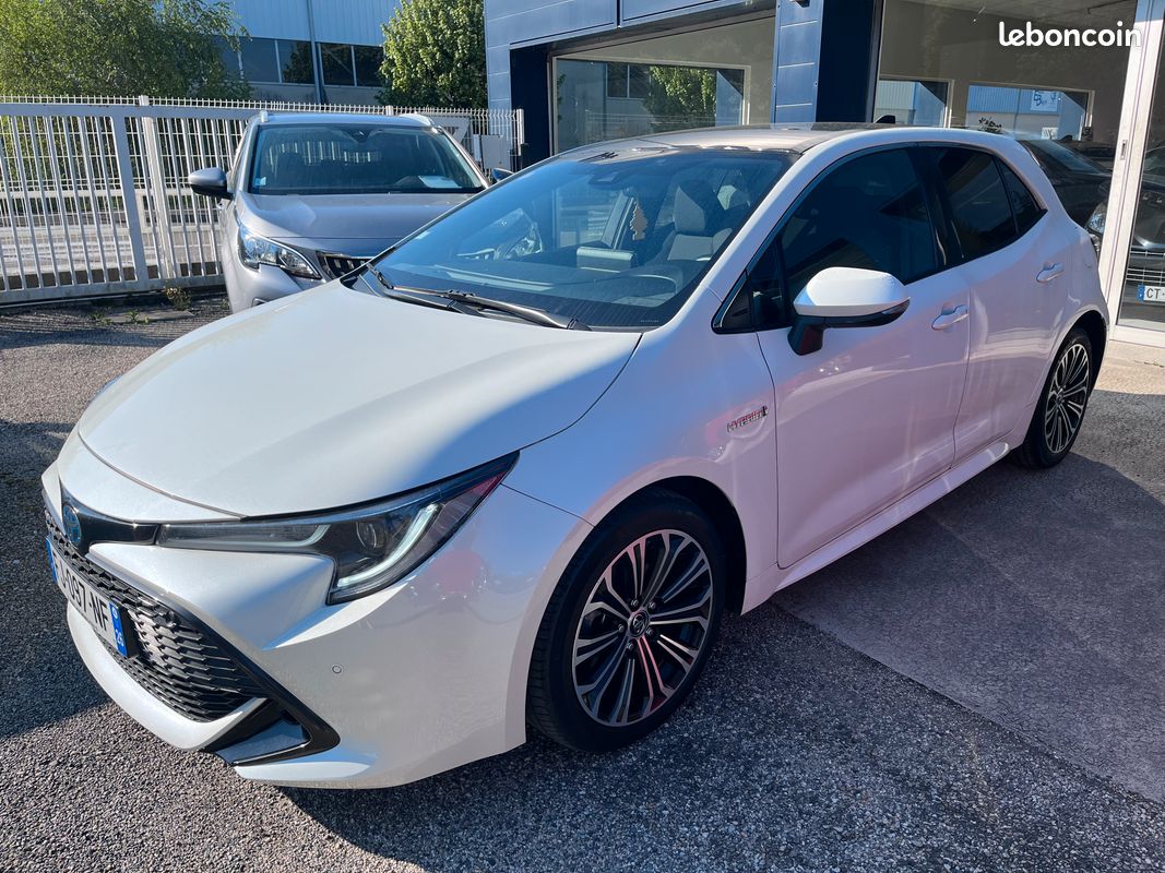 Toyota corolla hybrid 122 design (image 1)