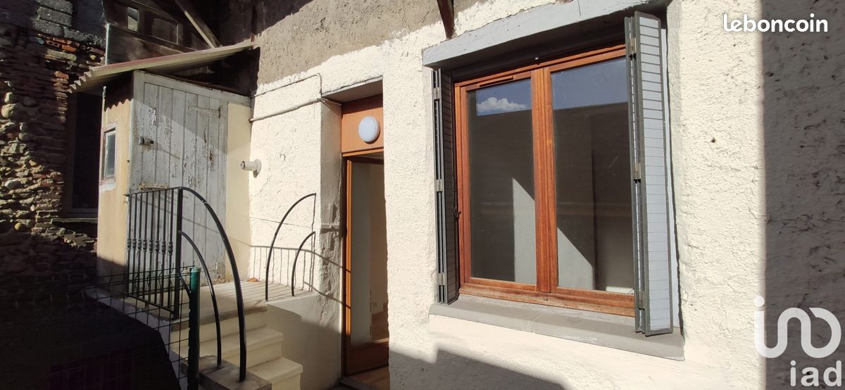 Immeuble 2 pièces 145 m² · à La Côte-Saint-André · 145 m² · 149 000 €