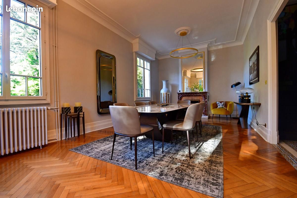 Maison 6 pièces 219 m² · à Gradignan · 219 m² · 1 199 000 €