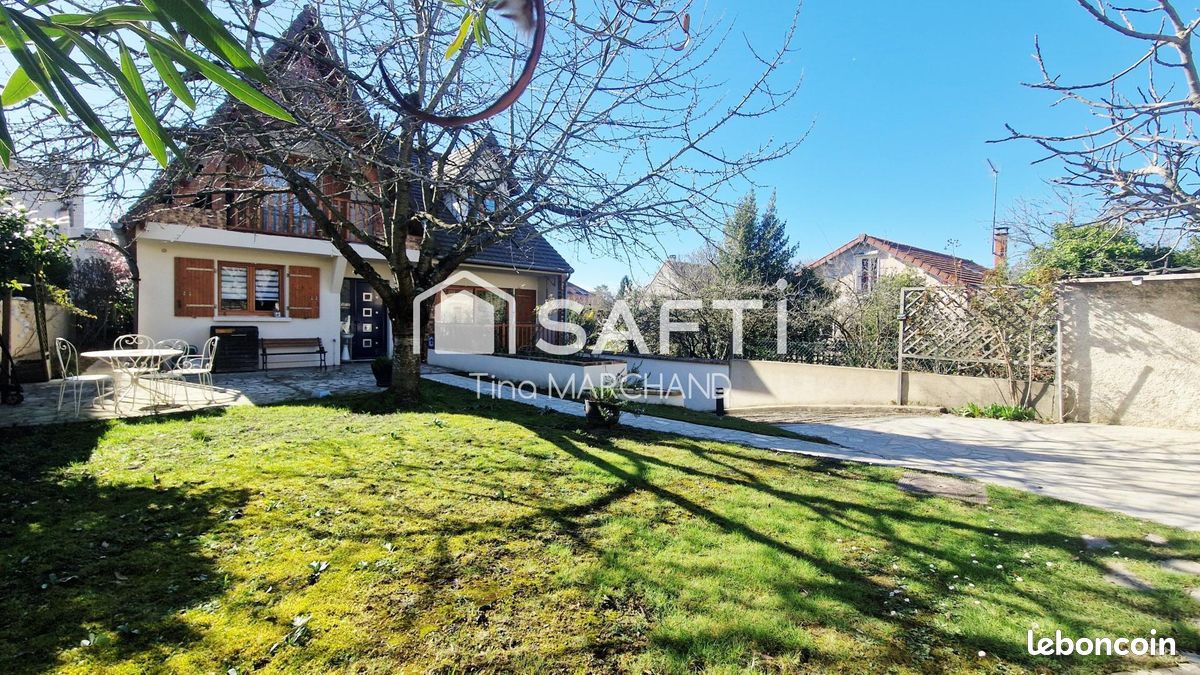 Maison 7 pièces 148 m² · à Sartrouville · 148 m² · 735 000 €