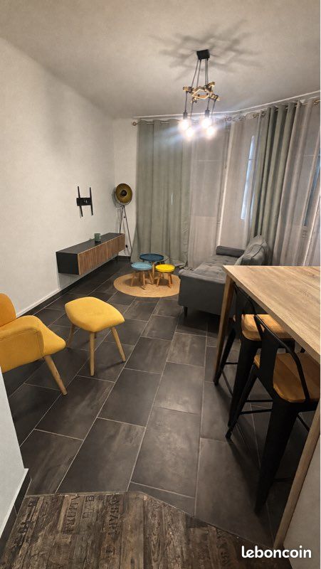 Appartement 2 pièces 46 m² · à Rodez · 46 m² · 550 €