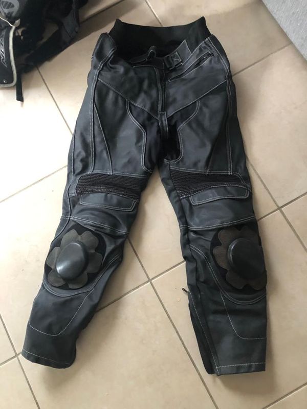 Pantalon moto STRADA full cuir - Équipement moto