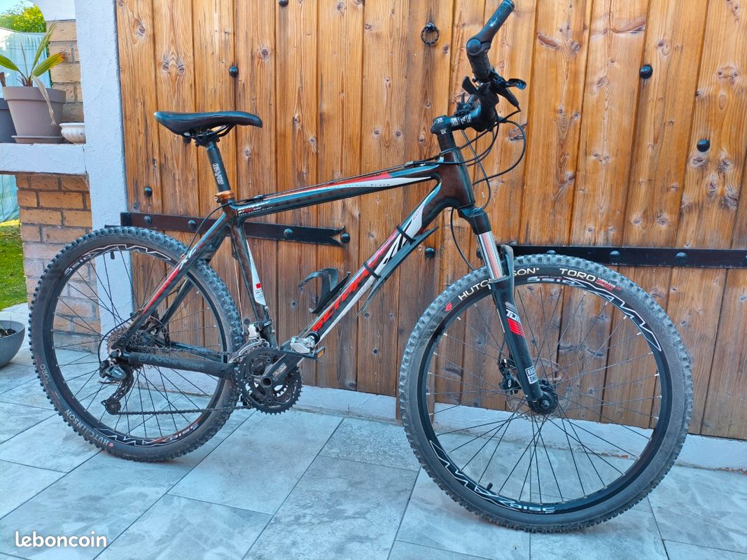 Vélo VTT carbone scrapper (image 1)