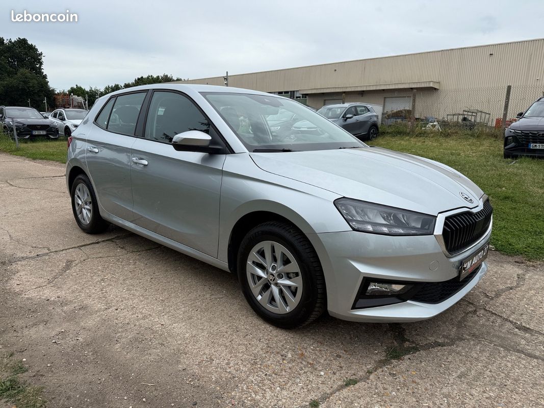 SKODA FABIA 1.0 Ambition 80 ch BVM5 TVA RECUPERABLE (image 2)