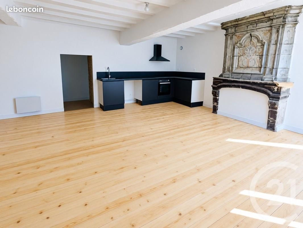 Appartement 3 pièces 90 m² · à Segré-en-Anjou Bleu · 90 m² · 910 €/mois
