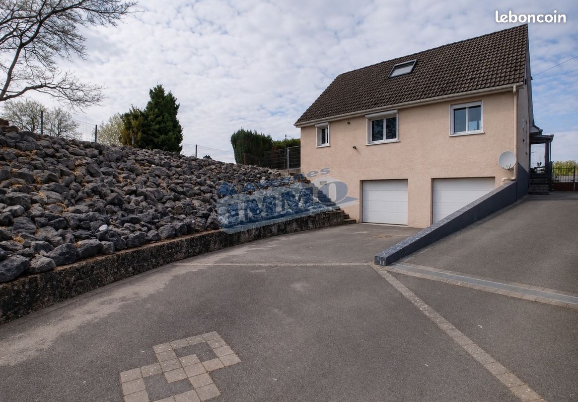 Maison 5 pièces 135 m² · à Warlus · 135 m² · 240 000 €