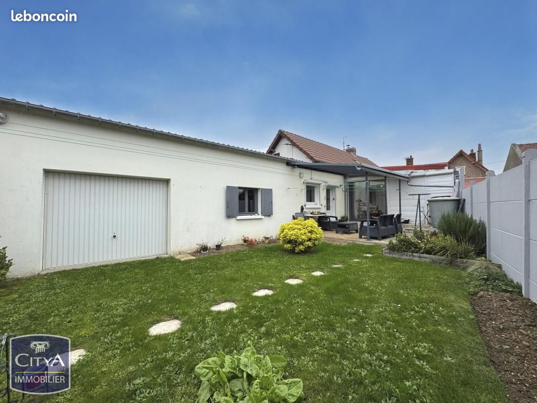Maison 5 pièces 152 m² · à Rœux · 152 m² · 225 000 €