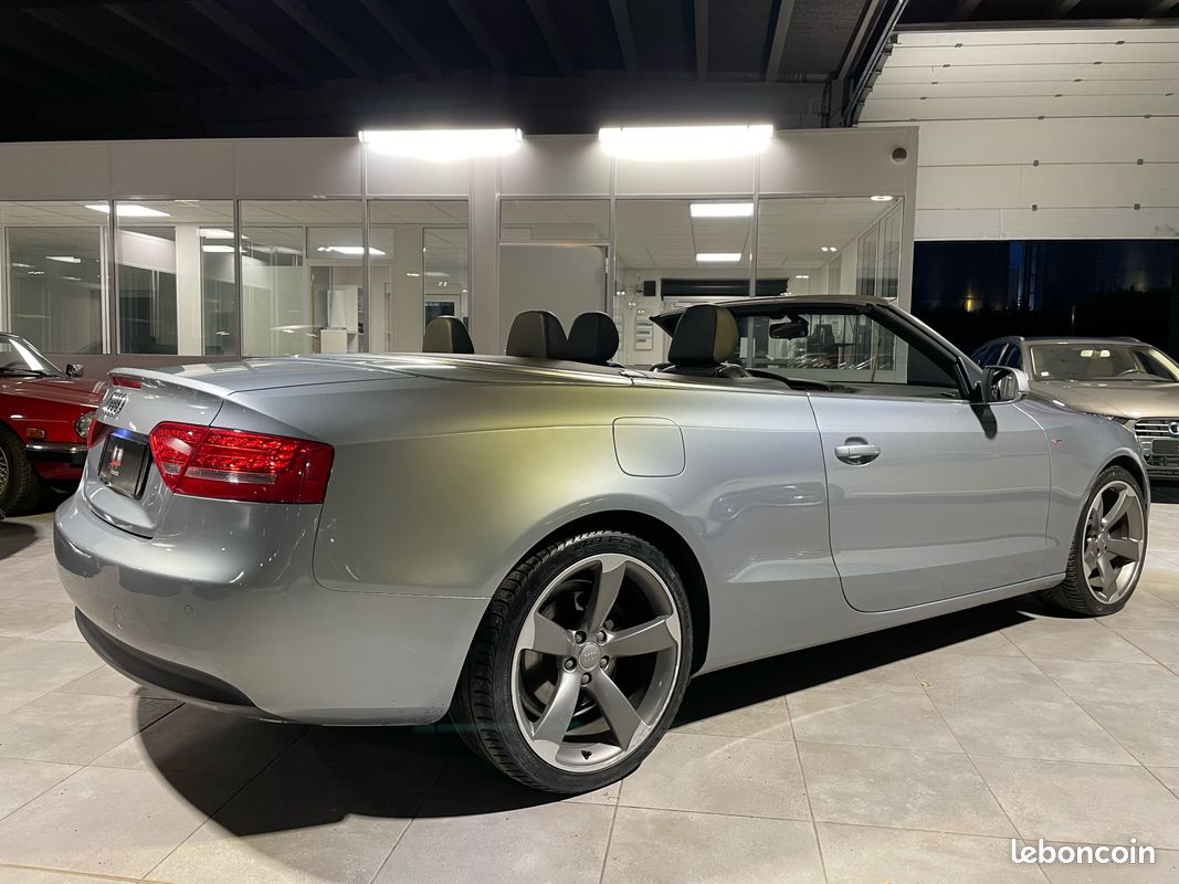 Audi A5 cabriolet 2.0 TDI 163ch S-line "2013/carnet d'entretien" (image 4)