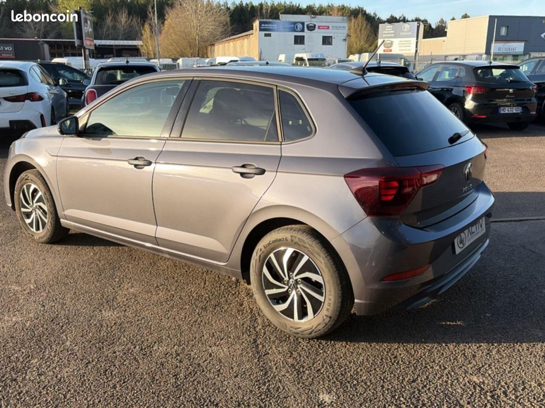 VOLKSWAGEN POLO 1.0 tsi 95 vw edition (image 7)