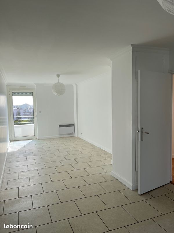 Appartement 3 pièces 77 m² · à Saint-Brieuc · 77 m² · 865 €/mois