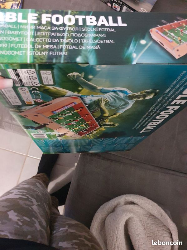Baby-foot de table en bois neuf (image 3)