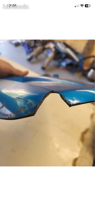 Carenage avant bec de canard suzuki 800 dr sr43a (image 2)