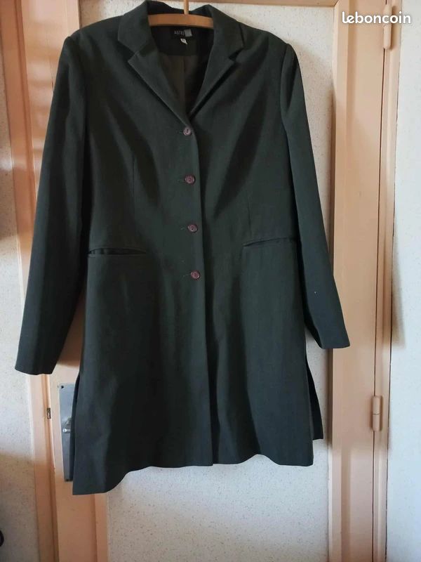 Veste 3/4 Femme Autre Ton Taille 42 - Couleur Gris, Matière Polyester - Occasion Très Bon état
