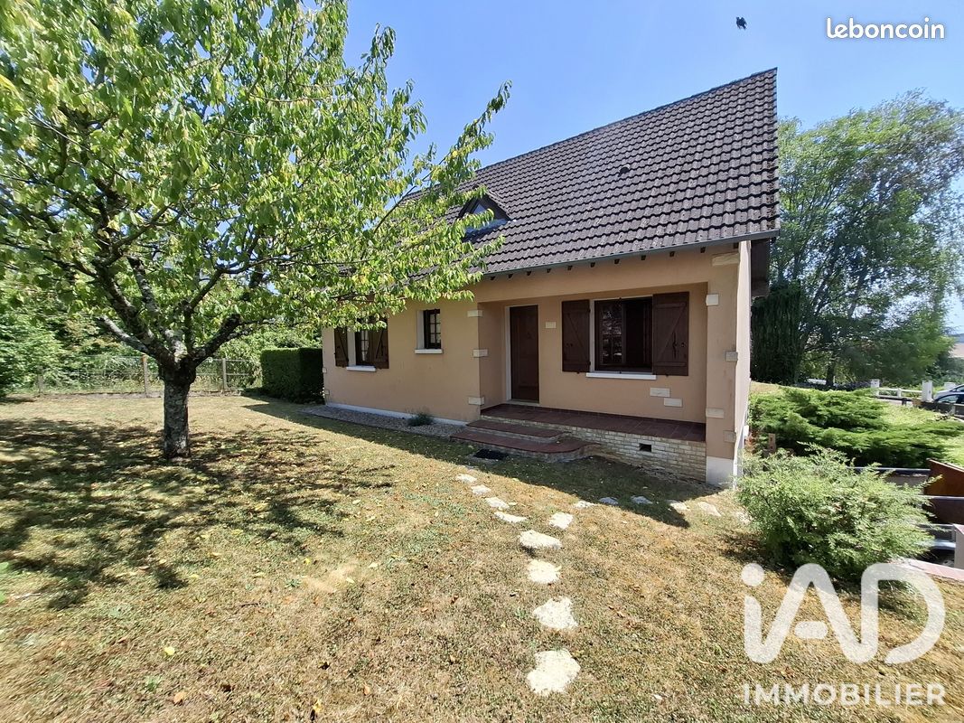 Maison 4 pièces 106 m² · à Bussy-en-Othe · 106 m² · 180 000 €