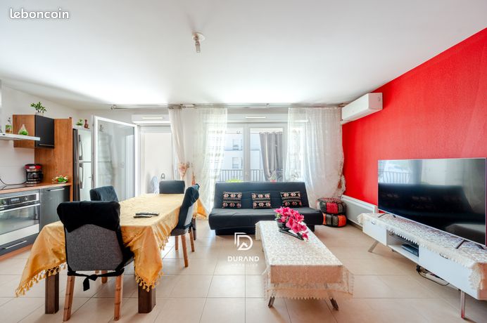 Appartement 4 pièces 77 m² — 1