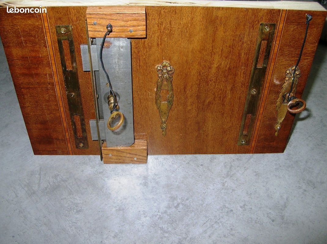 Lot de 2 serrures ; anciennes ; double pênes ; armoire ; quincaillerie (image 1)
