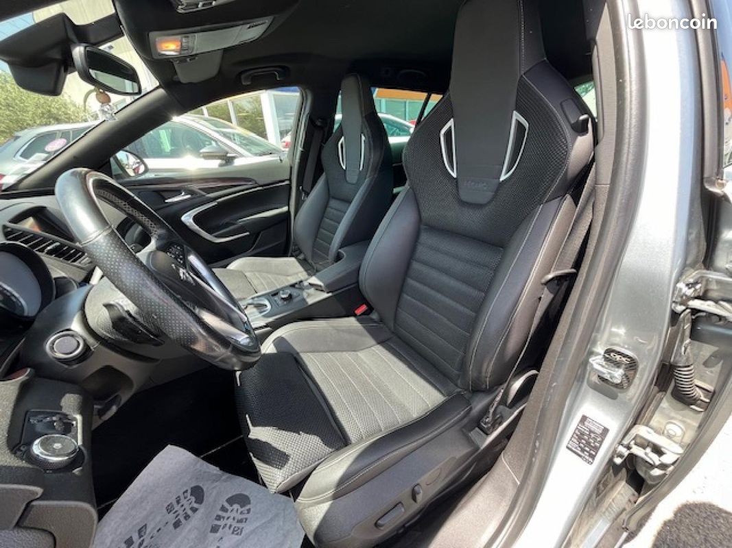OPEL INSIGNIA SPORTS TOURER 2.8 V6 Turbo - 325 - BVA 4x4 (image 5)