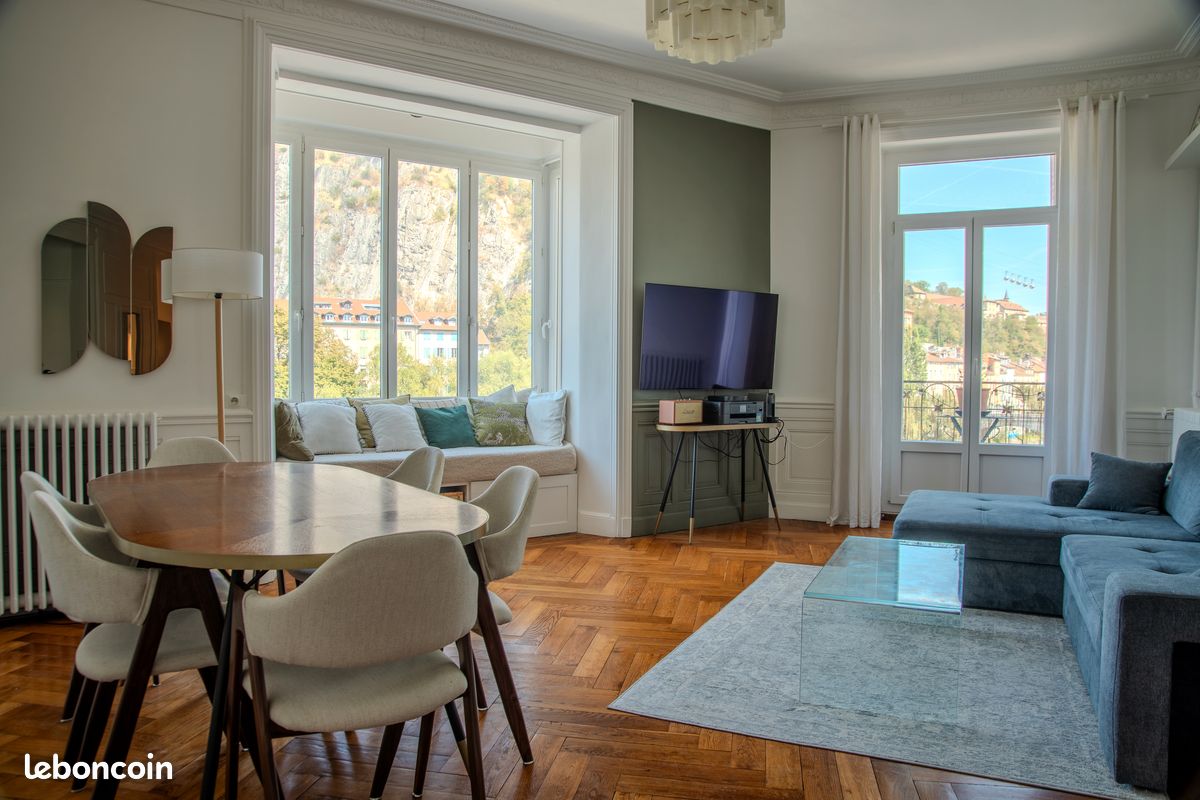 Appartement 4 pièces 104 m² · à Grenoble · 103,7 m² · 375 000 €