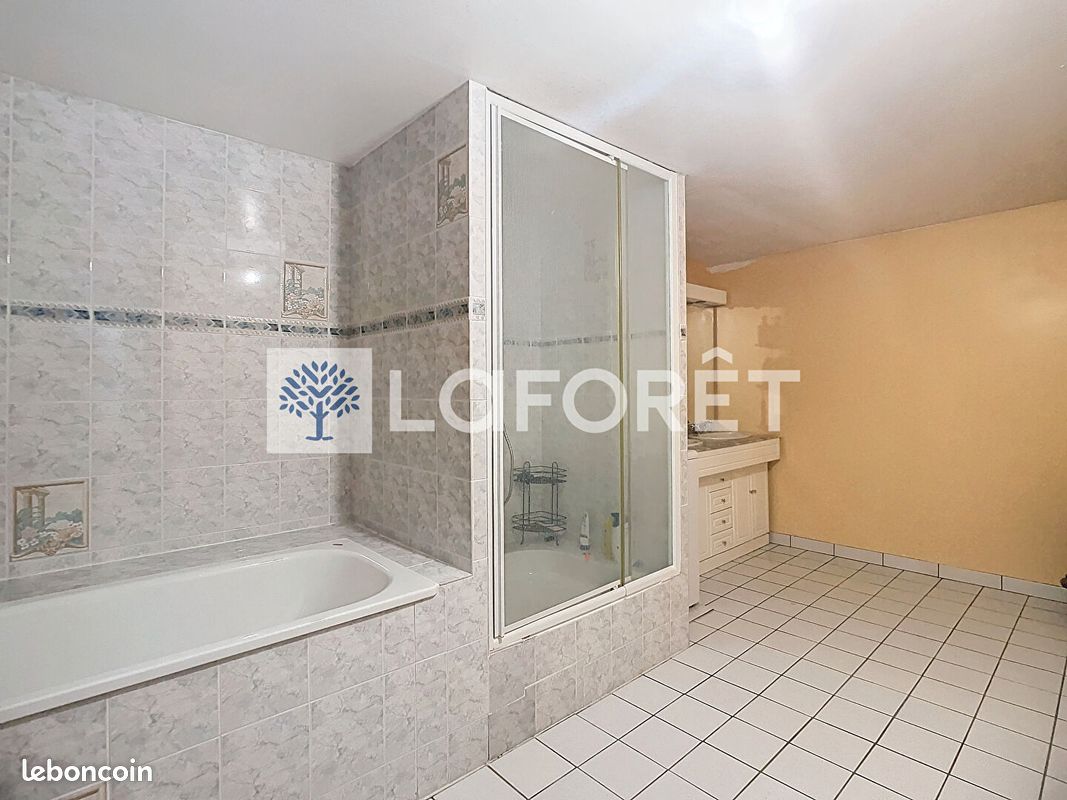 Maison de ville 5 pièces 95 m² - Thouars 79100 (image principale 8)