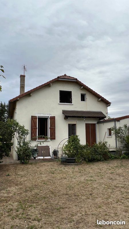 Maison 4 pièces 110 m² · à Moulins · 110 m² · 180 000 €
