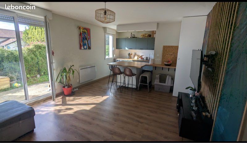 Appartement 2 pièces 50 m² · à Vénissieux · 50 m² · 950 €