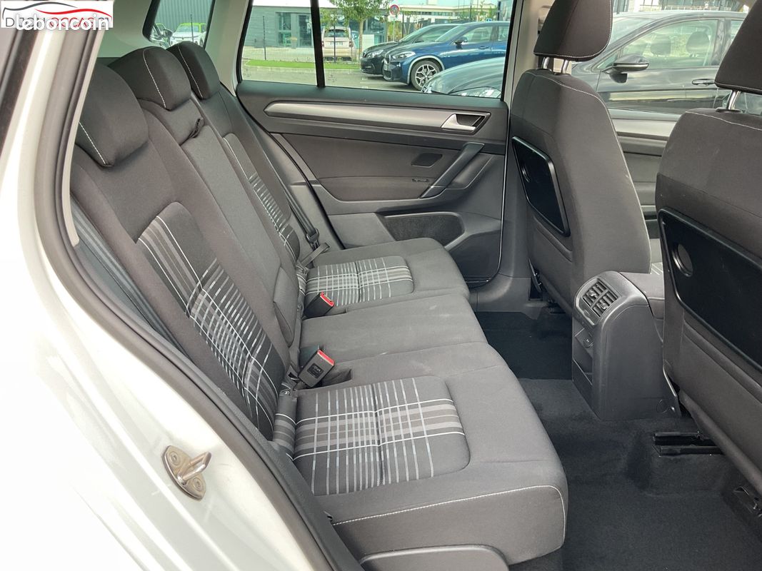 VOLKSWAGEN GOLF SPORTSVAN 1.4 TSI 125 BlueMotion Technology Série Spéciale Lounge DSG7 (image 12)