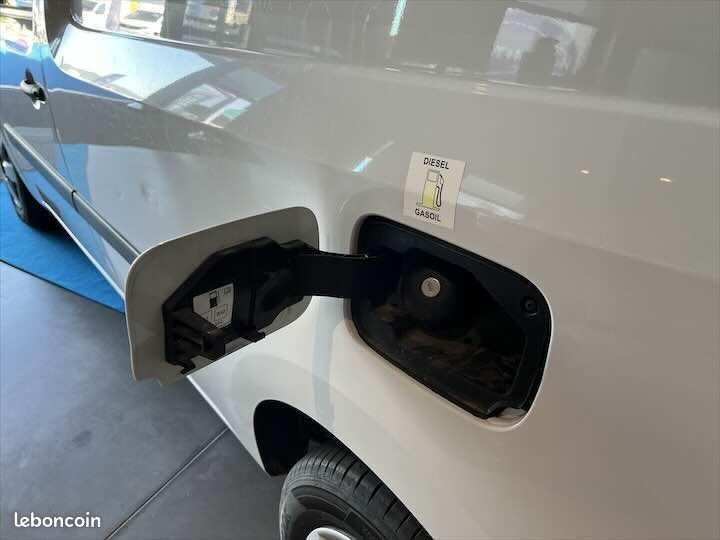 Renault Kangoo Express 1.5 DCI 90 CH ENERGY GRAND CONFORD (image 43)