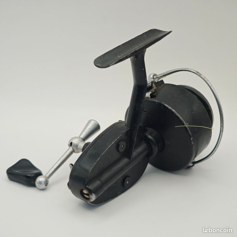 moulinet de pêche ancien MITCHELL 300 - FR