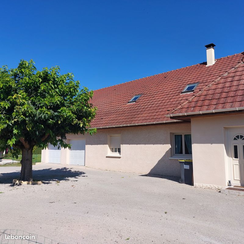 Maison 8 pièces 195 m² · à Ouroux-sur-Saône · 195 m² · 276 000 €