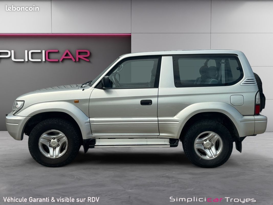 TOYOTA LAND CRUISER SERIE 90 3.0 TD 4D KDJ90 VX Deuxième mains Garantie (image 5)