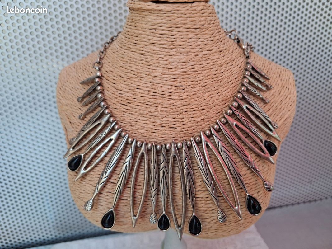 Collier ethnique style indien metal (image 2)