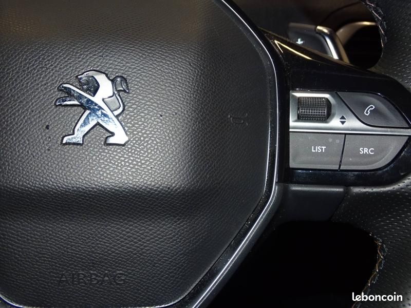 Peugeot 3008 HYBRID 225ch GT Pack e-EAT8 (image 15)
