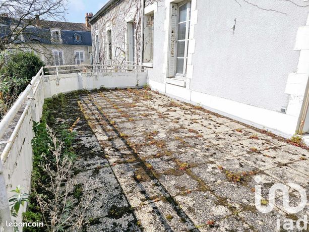 Appartement 3 pièces 144 m²