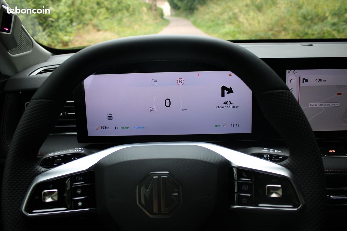Mg HS LUXURY 224 CV HYBRID+ GPS 3D CAMÉRA 360° JA 19 USB I-COKPIT FULL LED BOITE AUTO (image 20)