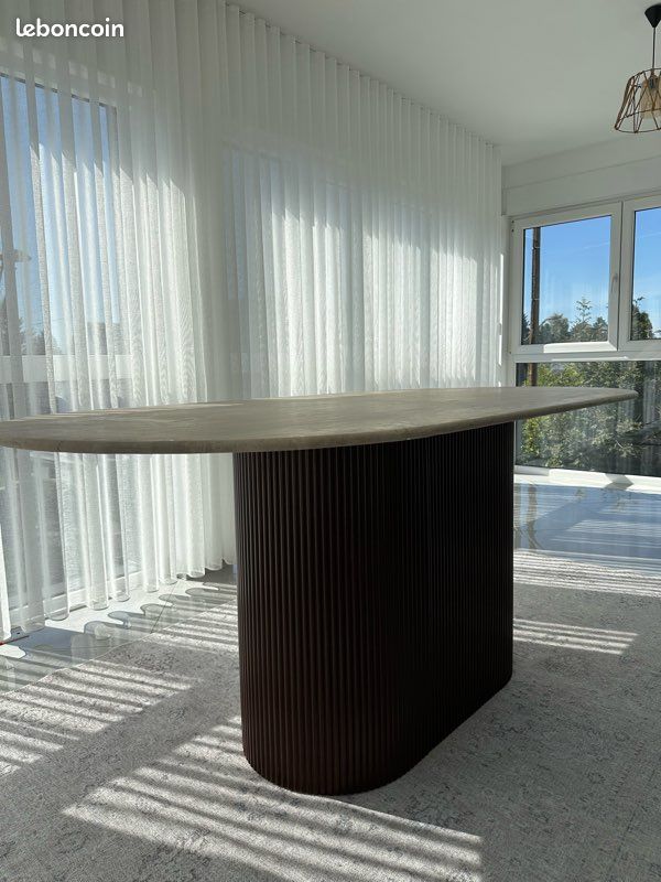 Table à manger en travertin (image 6)