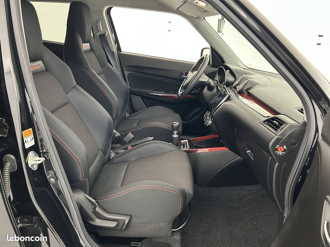 SUZUKI Swift Sport 1.4 Boosterjet Hybrid (image 10)