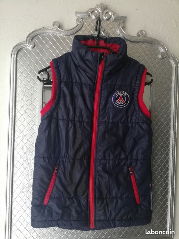 10 ans doudoune PSG sans manche (image 1)