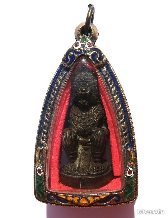 Grande amulette de protection - Monastère de Thaïlande - Province de Kanchanaburi - Métal ouvragé - (image 1)