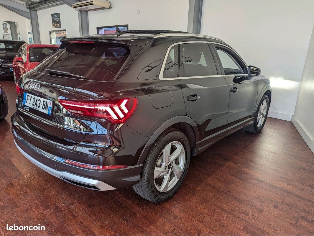 Audi Q3 35 TFSI 150CH MILD HYBRID DESIGN LUXE S TRONIC 7 (image 6)