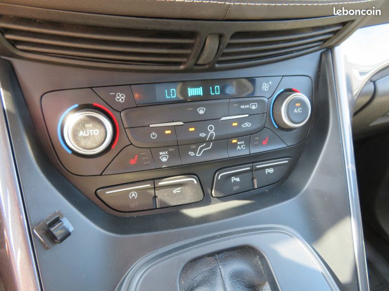 Ford KUGA 2.0 TDCI 150CH STOP&START VIGNALE 4X4 POWERSHIFT + ATTELAGE (image 15)