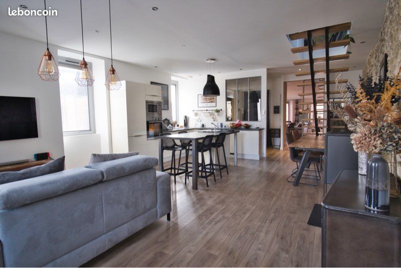 Appartement 4 pièces 101 m² · à Saint-Étienne-de-Montluc · 101 m² · 270 000 €