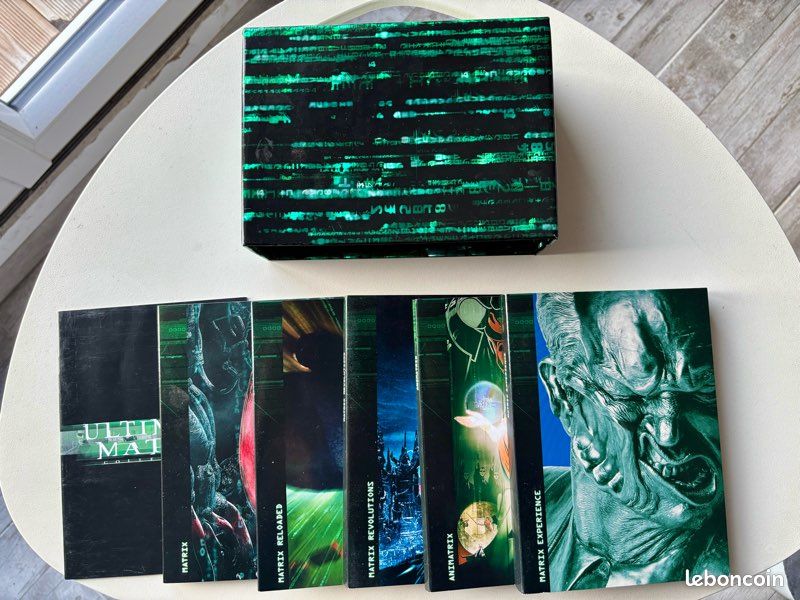 Coffret 10 DVD trilogie Matrix + Animatrix + nombreux bonus (image 1)